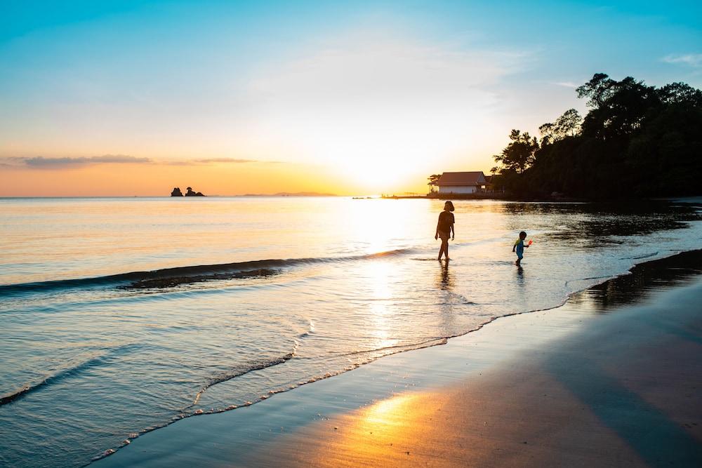 Baansuan Aokhai Beach Resort メーピン エクステリア 写真