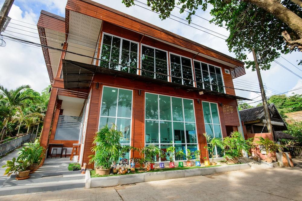 Baansuan Aokhai Beach Resort メーピン エクステリア 写真