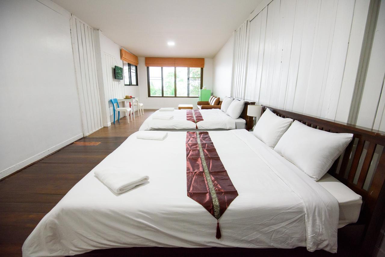 Baansuan Aokhai Beach Resort メーピン エクステリア 写真