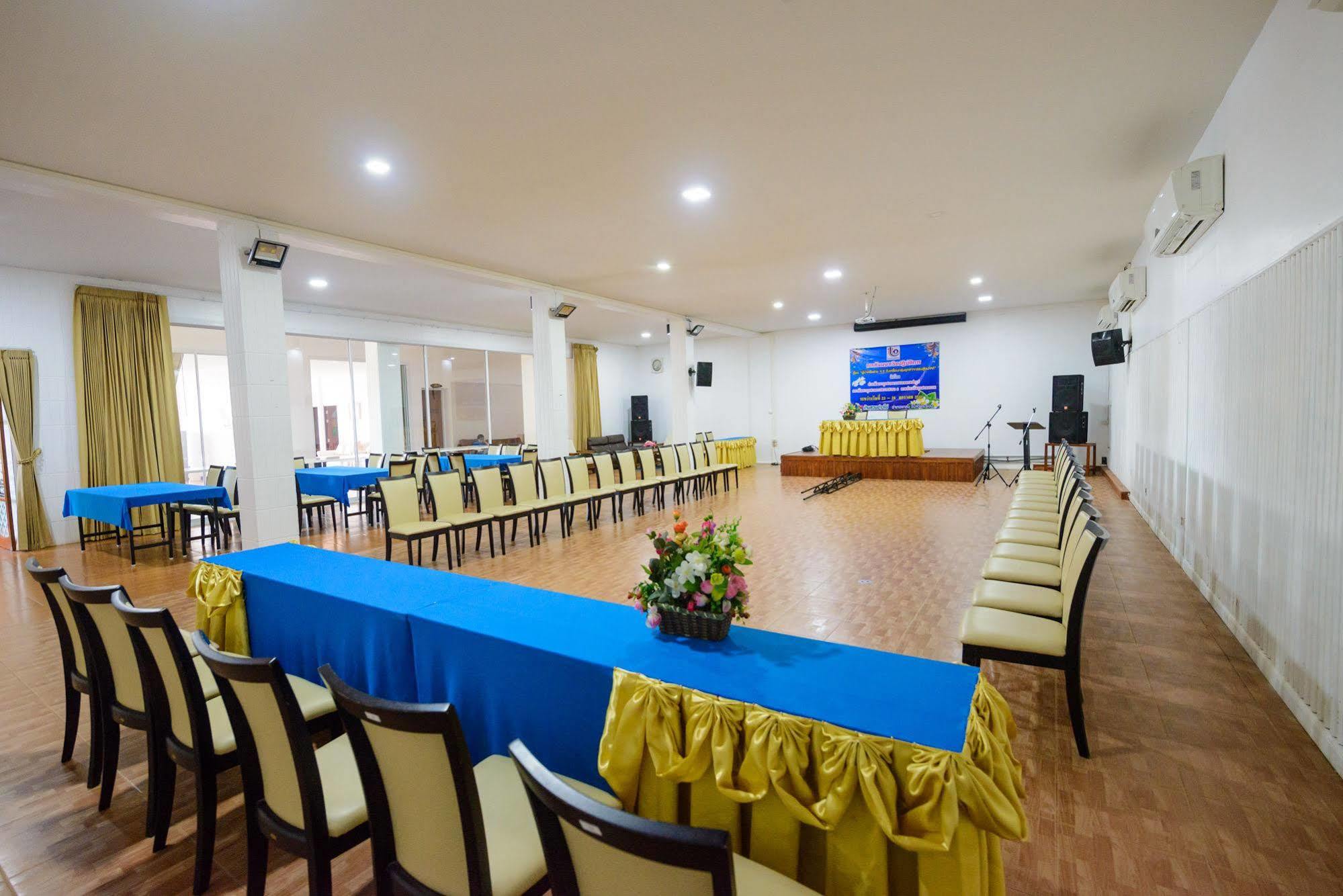 Baansuan Aokhai Beach Resort メーピン エクステリア 写真
